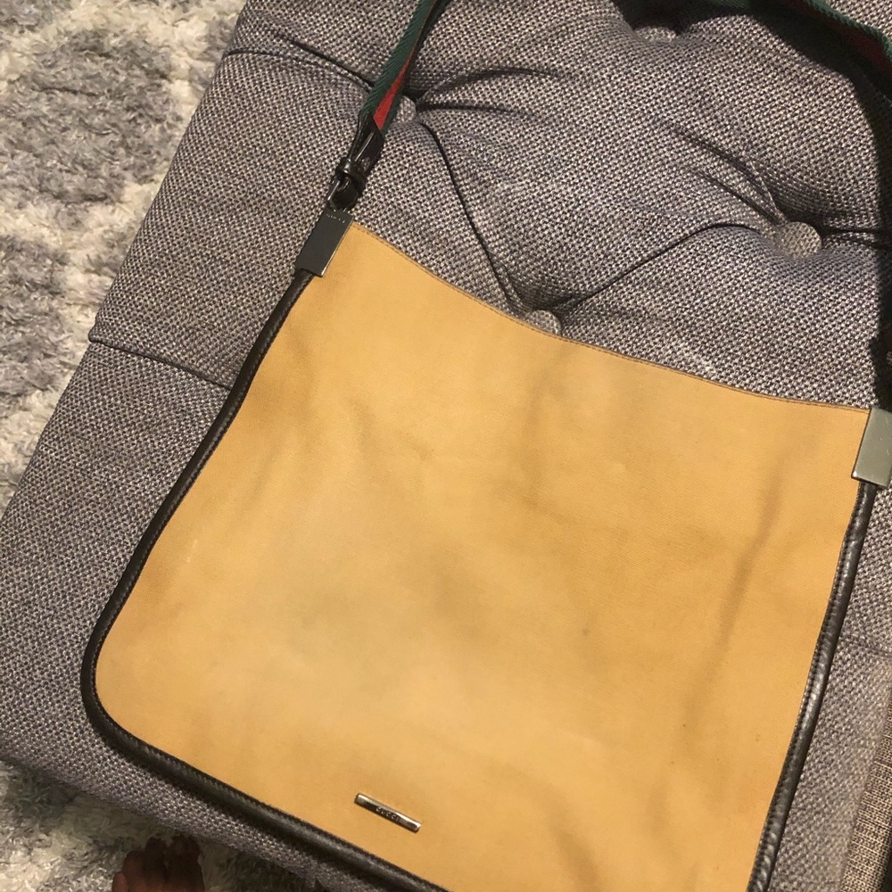 Vintage Gucci shoulder bag